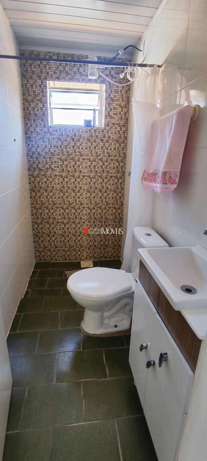 Casa à Venda no Centro de Balneário Pinhal - foto 8