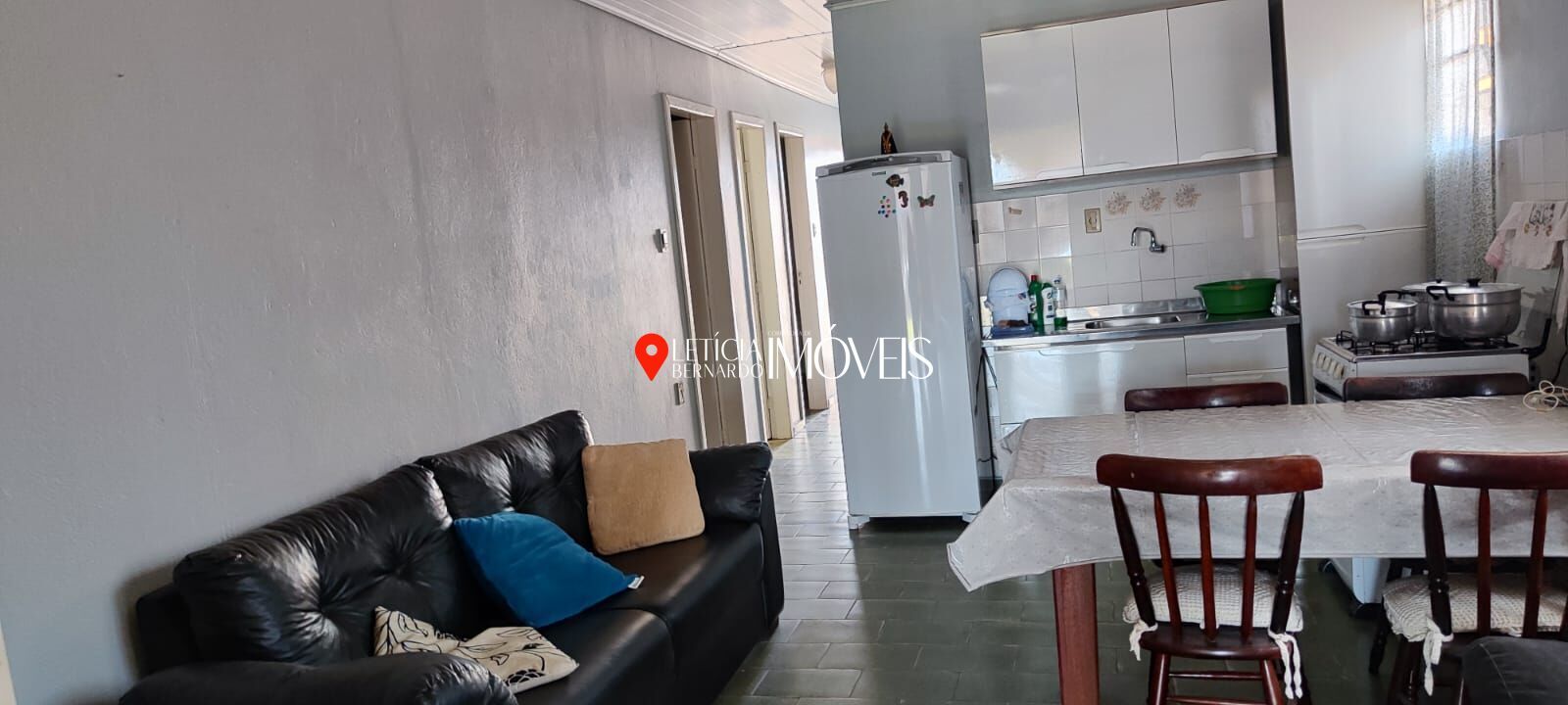 Casa à Venda no Centro de Balneário Pinhal - foto 4