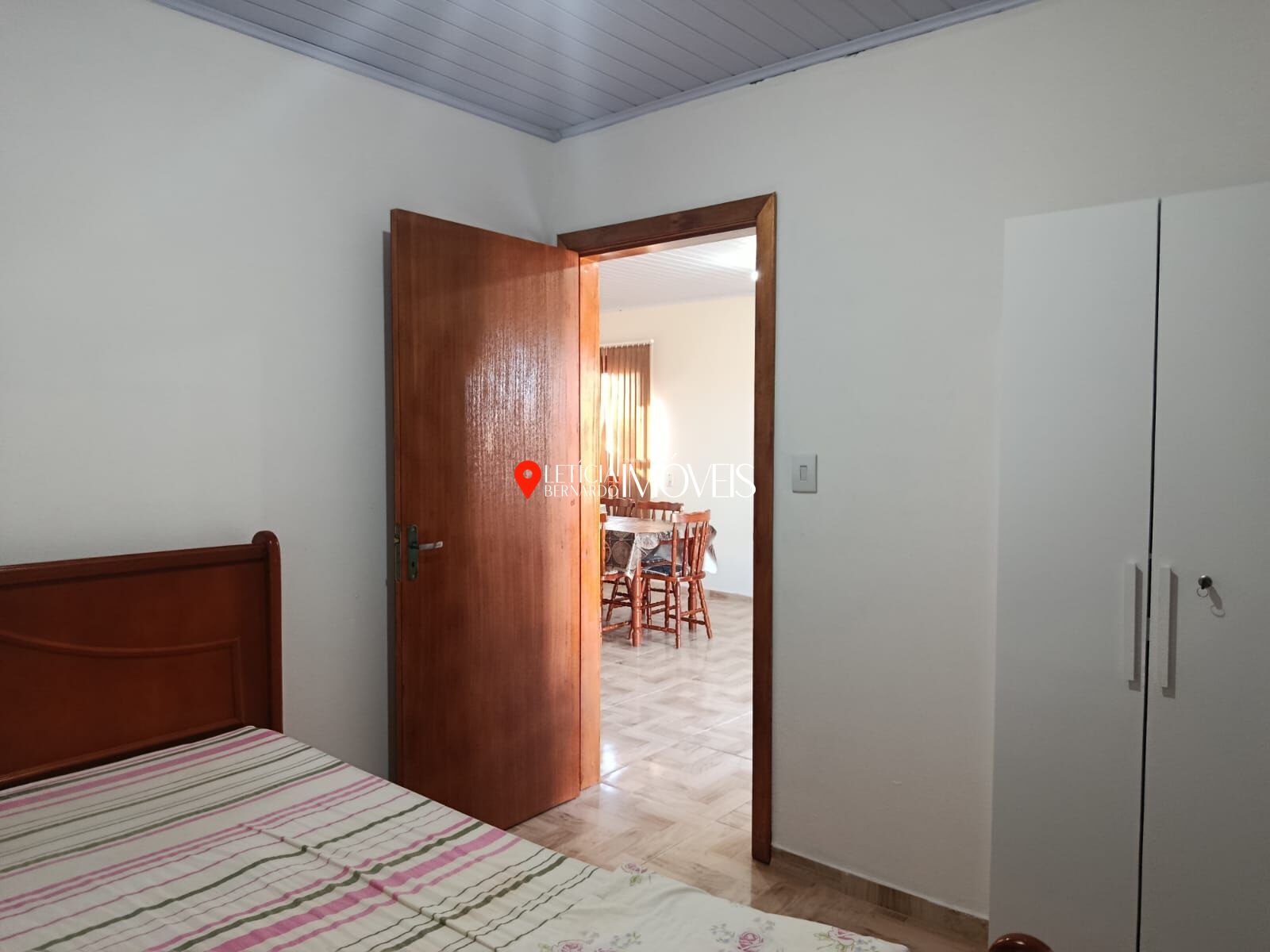 CASA DE ESQUINA COM DUAS CASAS no terreno mil - foto 5