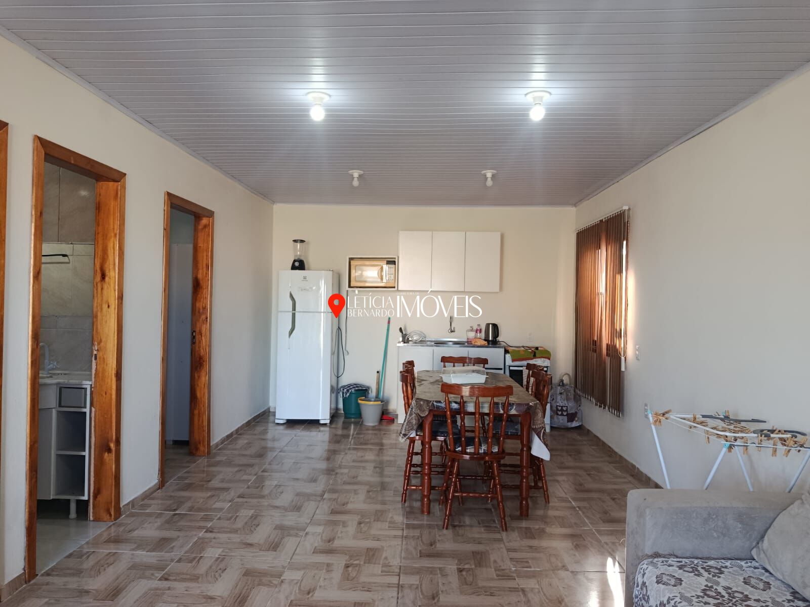 CASA DE ESQUINA COM DUAS CASAS no terreno mil - foto 6