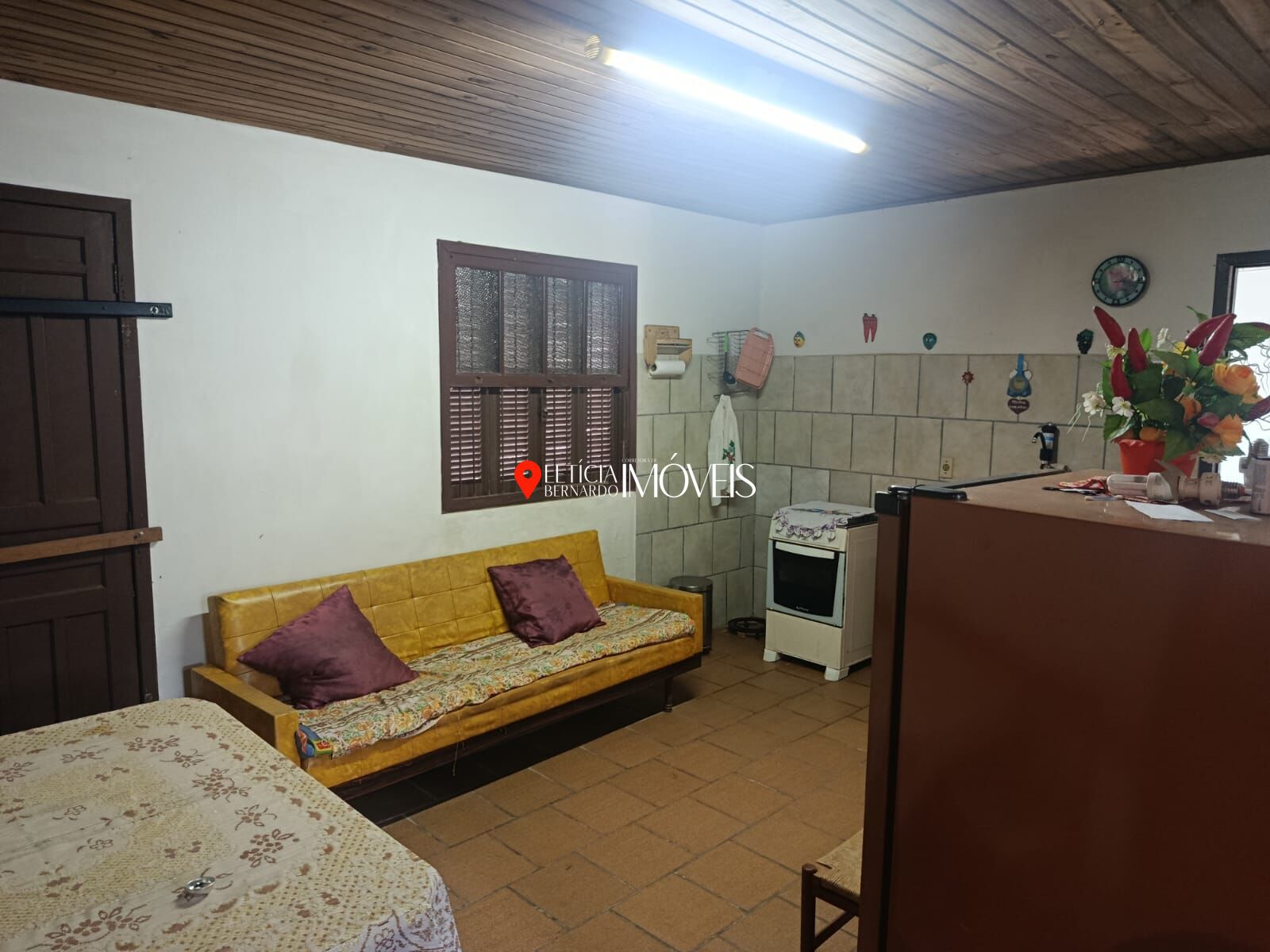 CASA COM AMPLO TERRENO A 400M DO MAR EM MAGISTÉRIO - foto 4