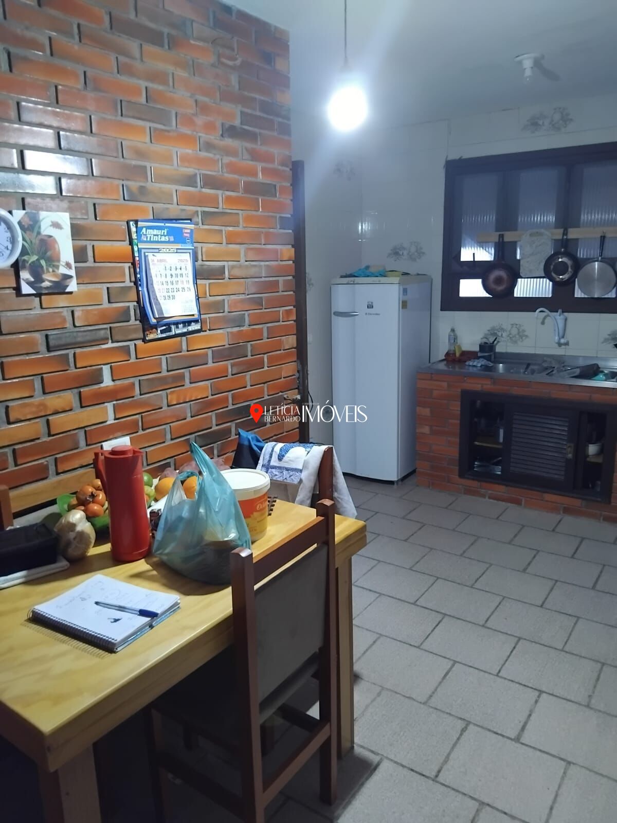 Casa Rústica e Aconchegante à Venda em Balneário Pinhal! — foto 13