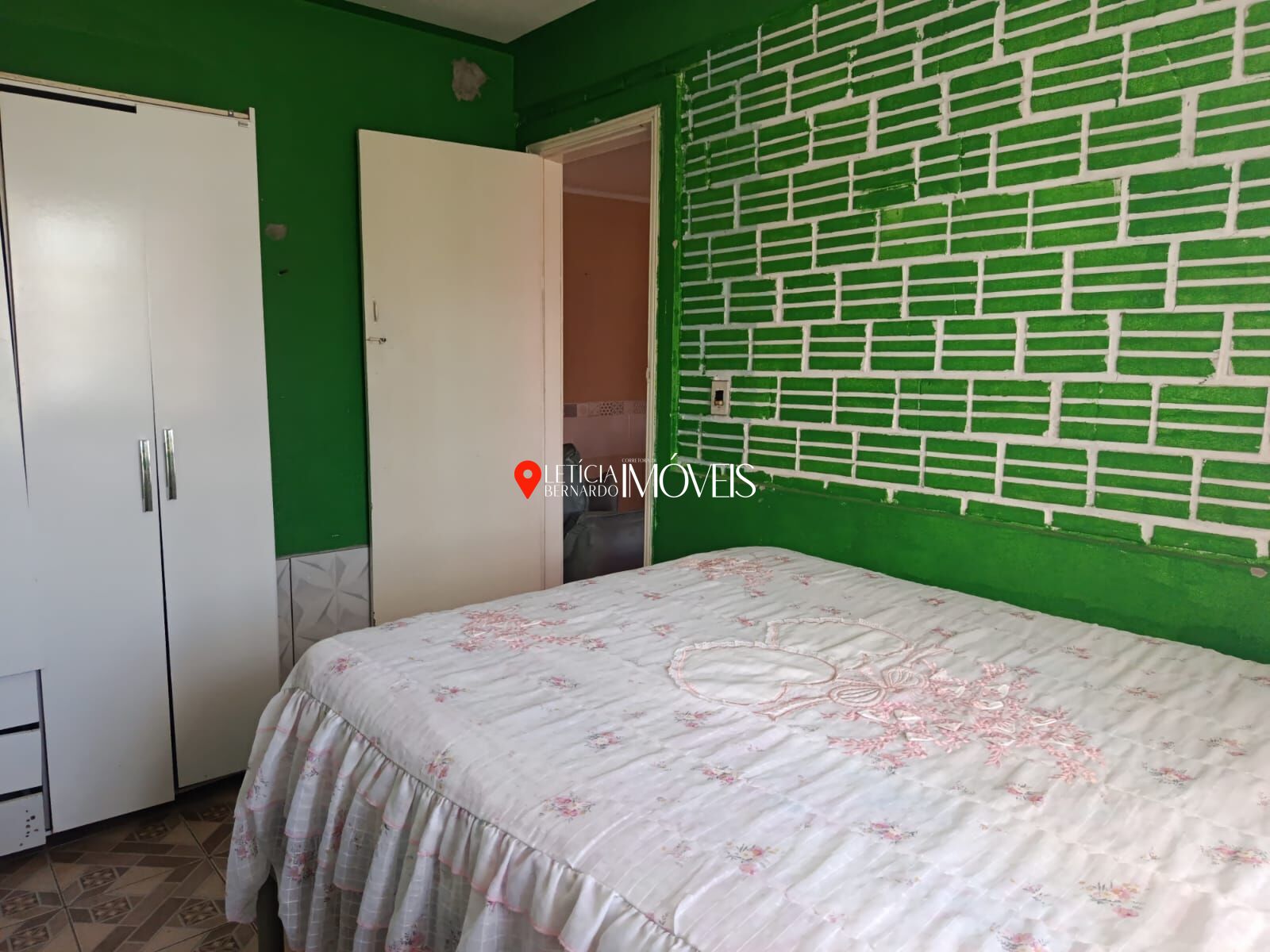 CASA COM ANEXO NO CENTRO PRÓXIMA AO MAR - foto 10