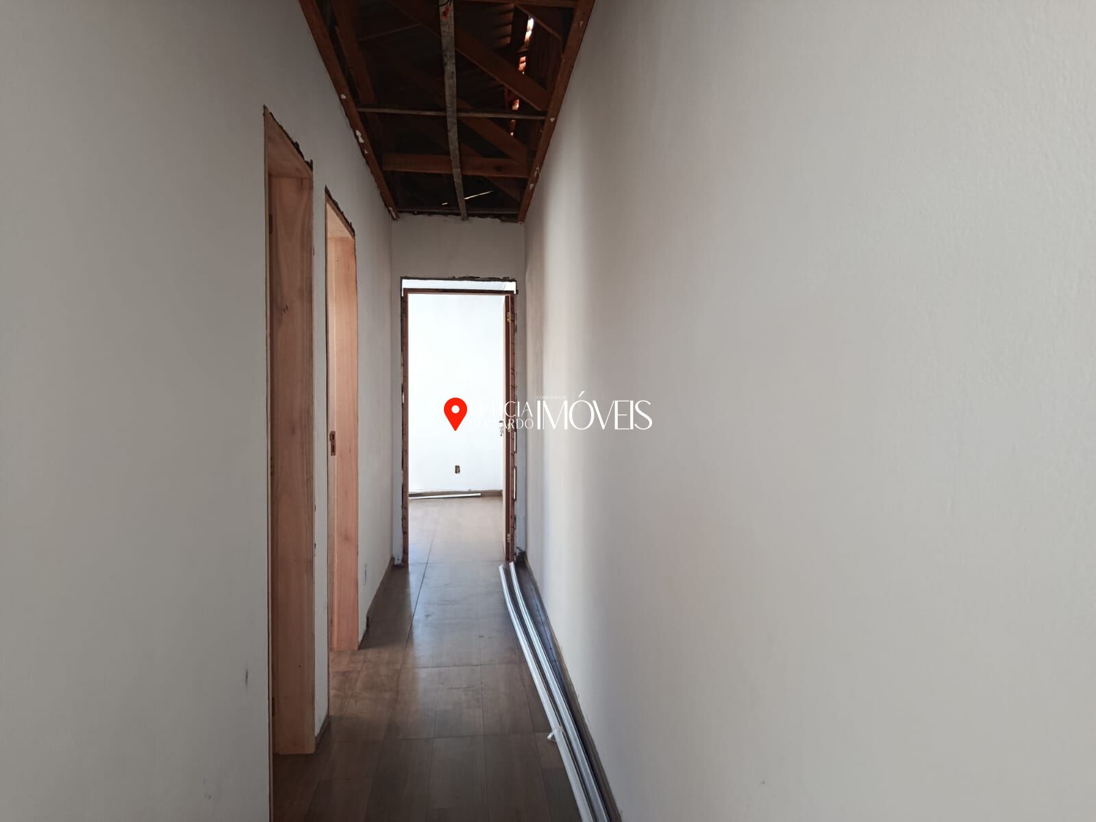 CASA MODERNA EM BALNEÁRIO PINHAL - foto 11