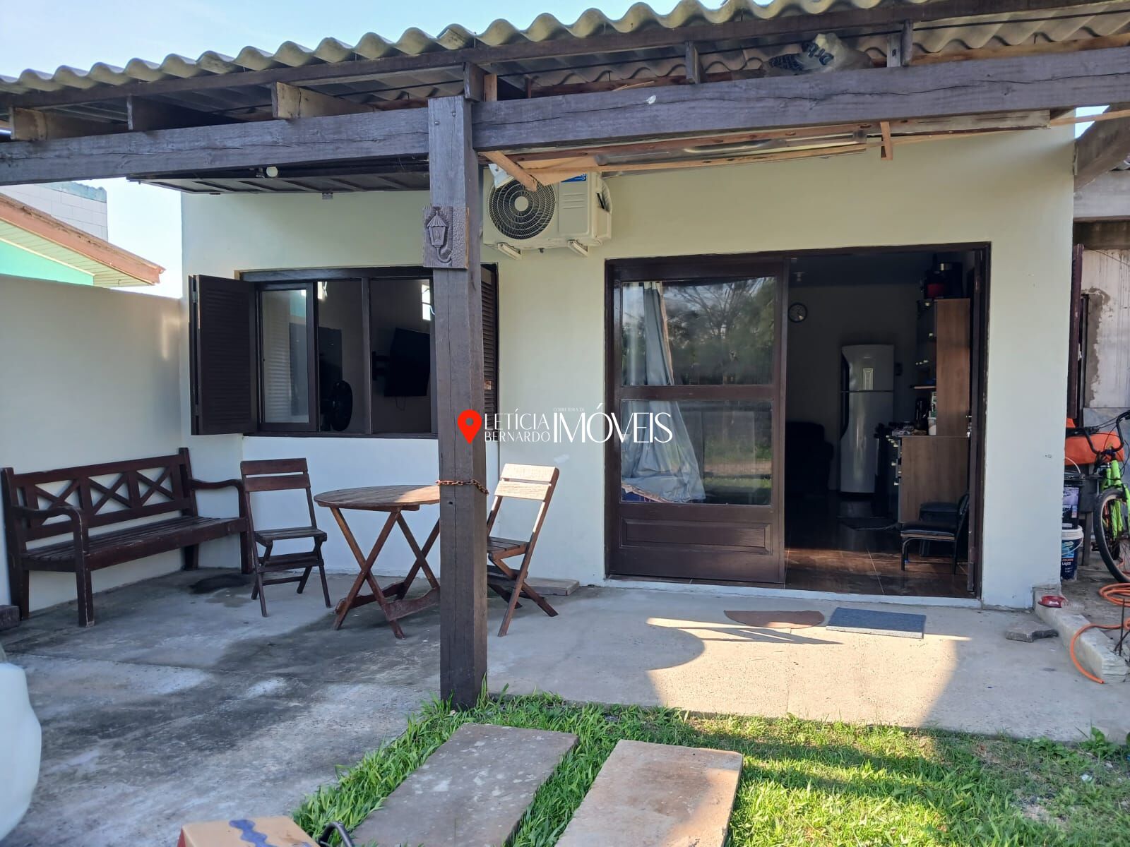CASA DE ESQUINA EM BALNEÁRIO PINHAL - foto 11