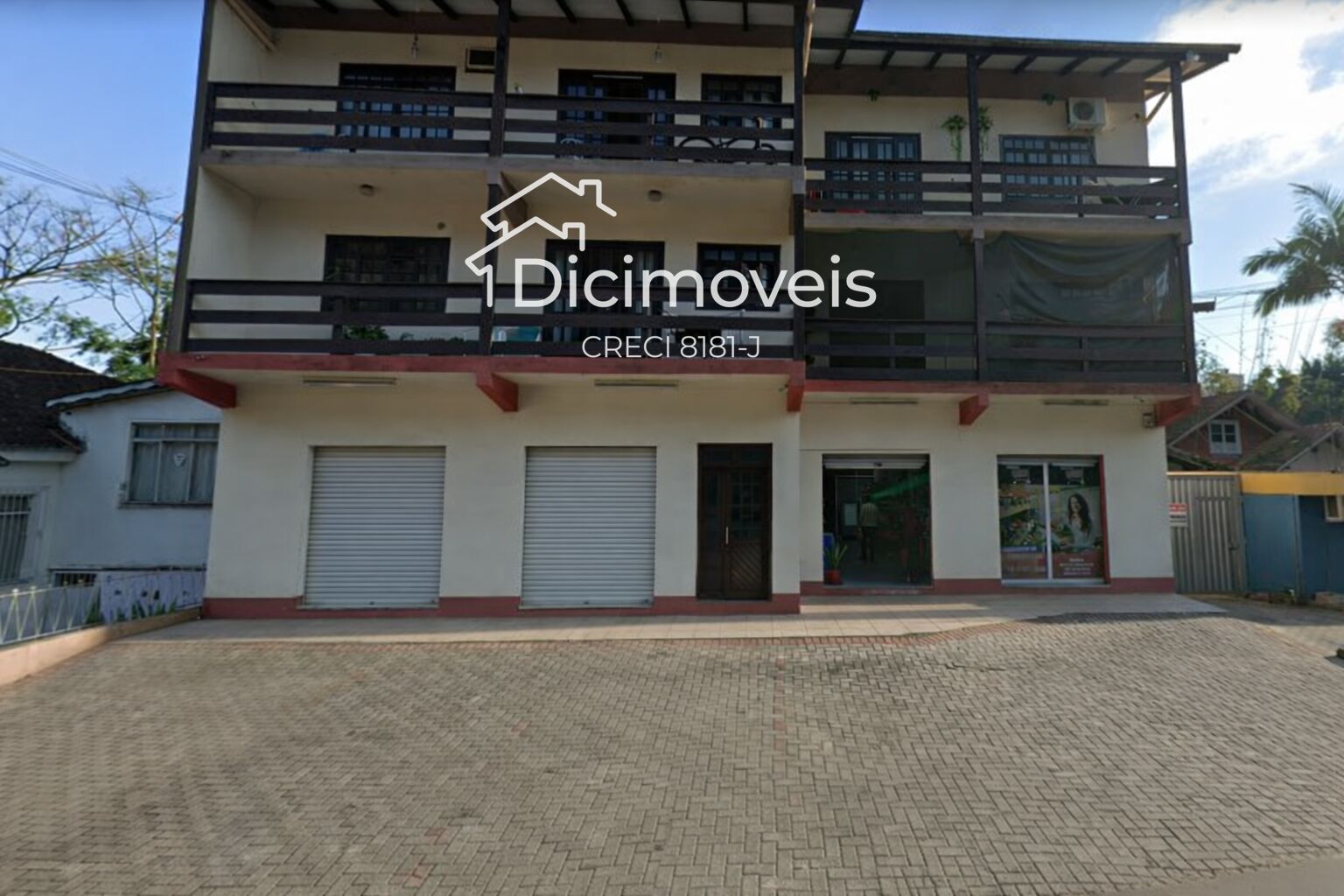 Loja-Salão, 241 m² - Foto 1