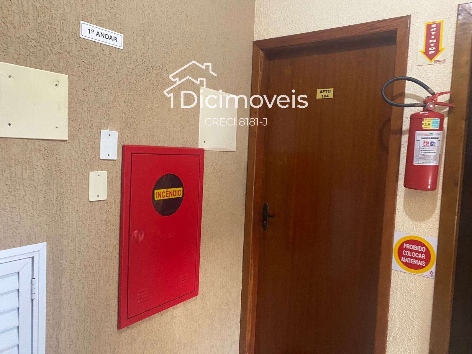 Apartamento à venda com 2 quartos, 72m² - Foto 9