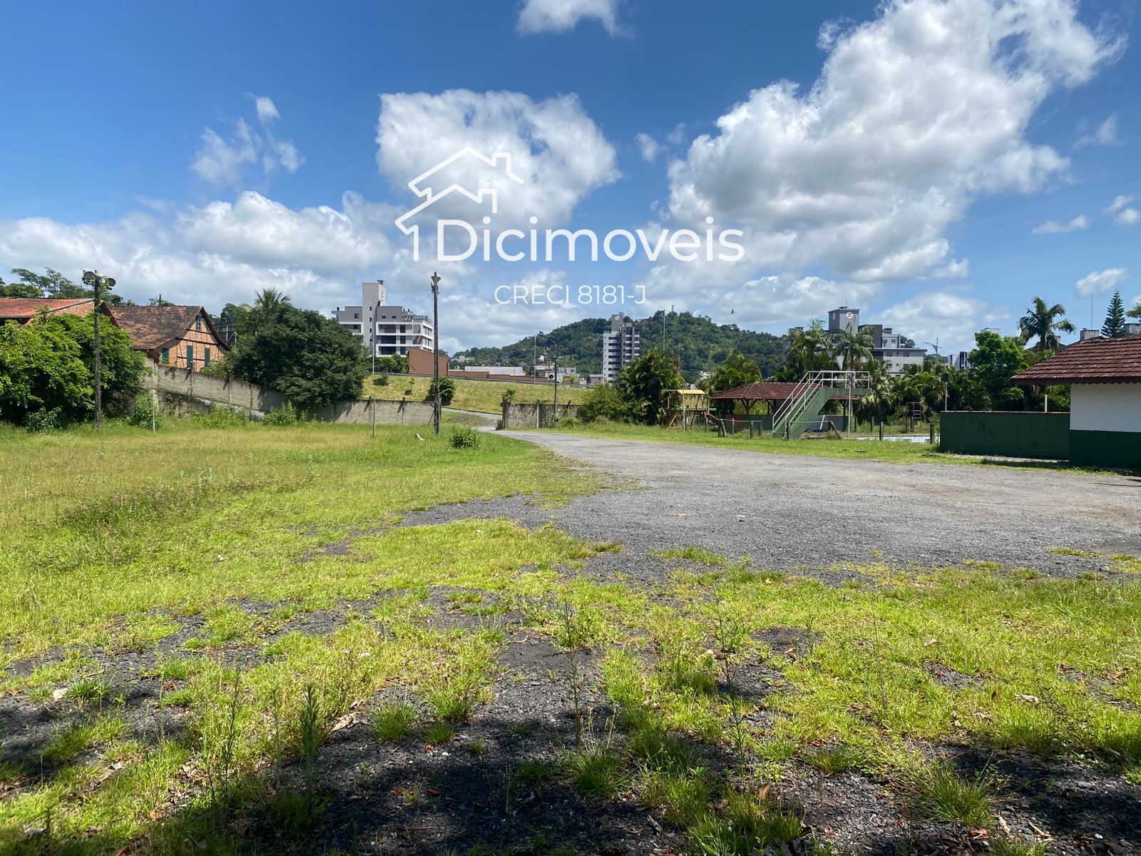 Terreno à venda, 9000m² - Foto 1