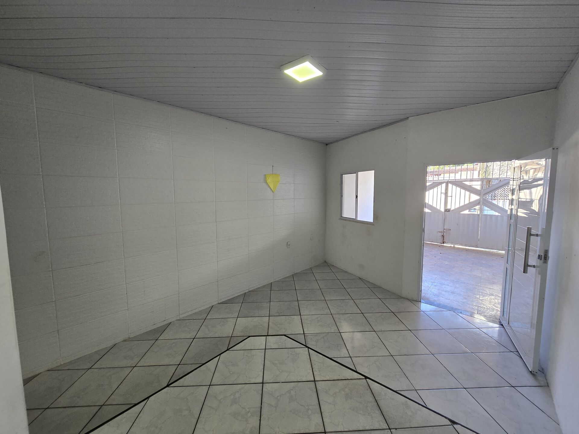 Casa à venda com 2 quartos, 80m² - Foto 7