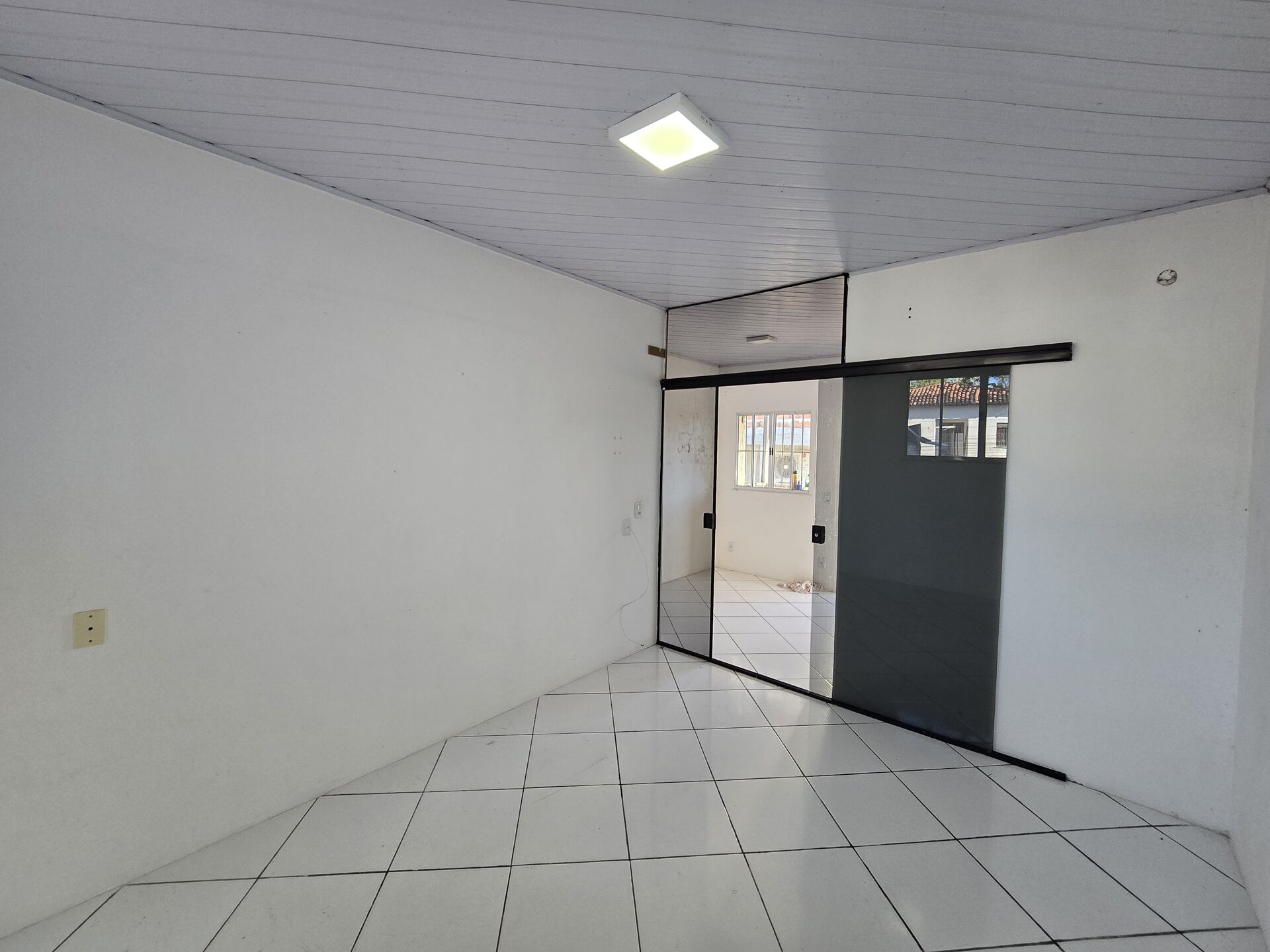 Casa à venda com 2 quartos, 80m² - Foto 24