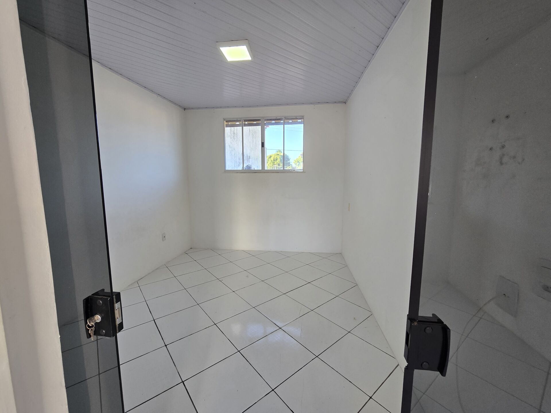 Casa à venda com 2 quartos, 80m² - Foto 23