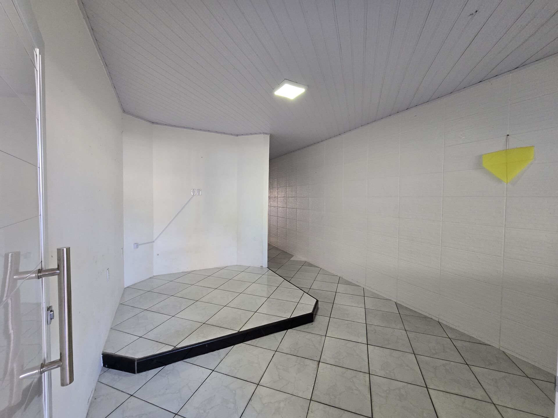 Casa à venda com 2 quartos, 80m² - Foto 5