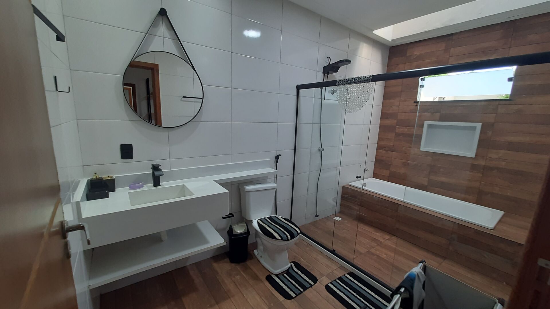 Casa de Condomínio à venda com 4 quartos, 200m² - Foto 38