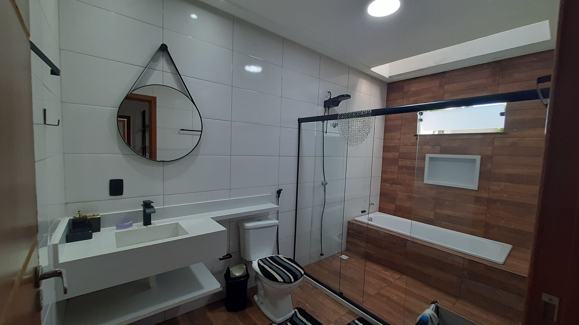 Casa de Condomínio à venda com 4 quartos, 200m² - Foto 37