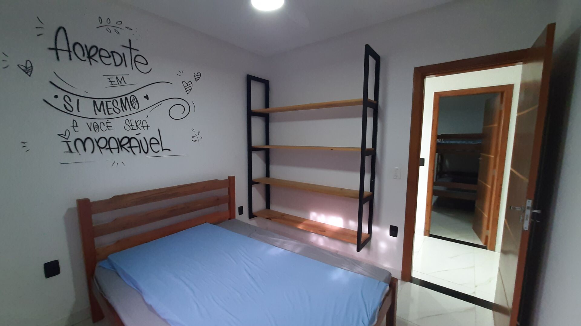 Casa de Condomínio à venda com 4 quartos, 200m² - Foto 28
