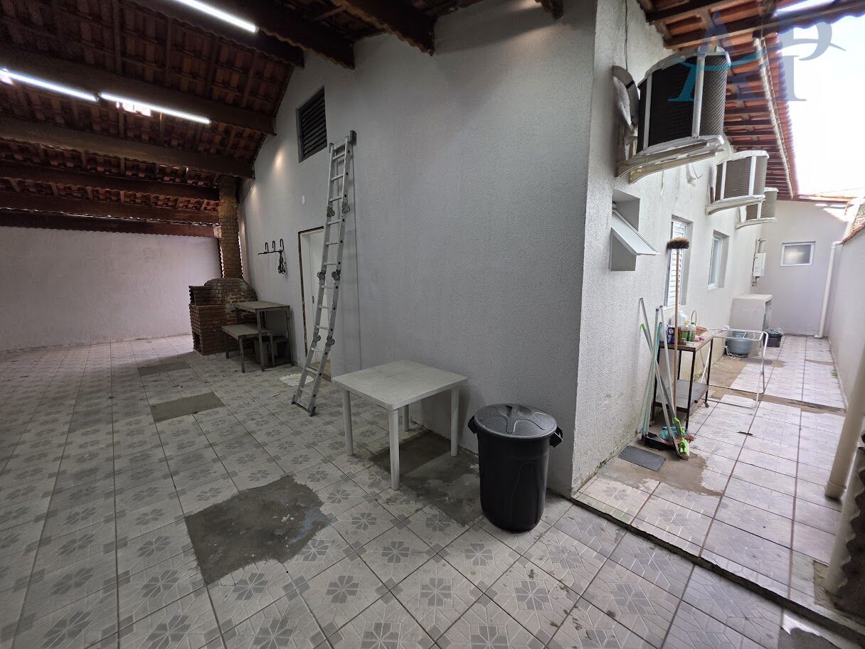 Casa, 4 quartos, 203 m² - Foto 36