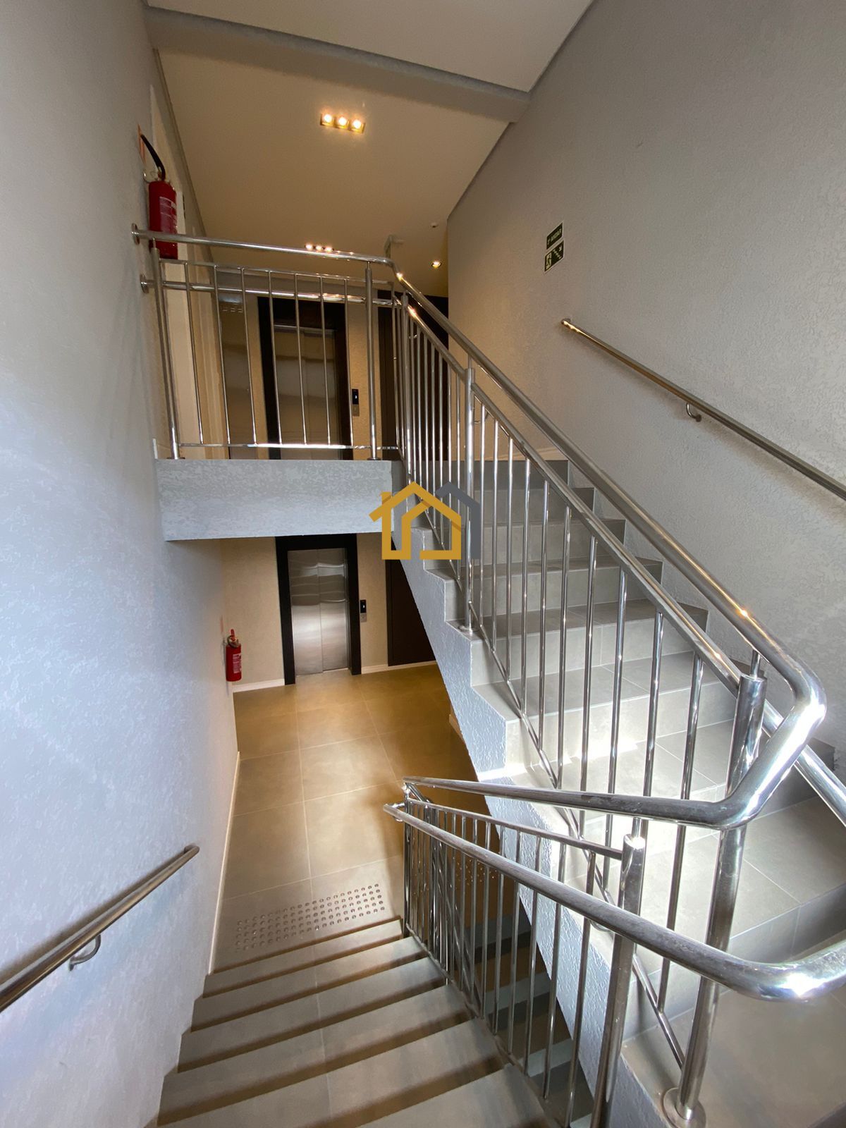 Apartamento à venda com 2 quartos, 92m² - Foto 18
