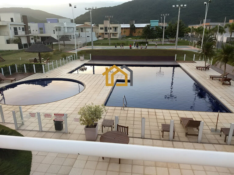 Casa à venda com 4 quartos, 300m² - Foto 34