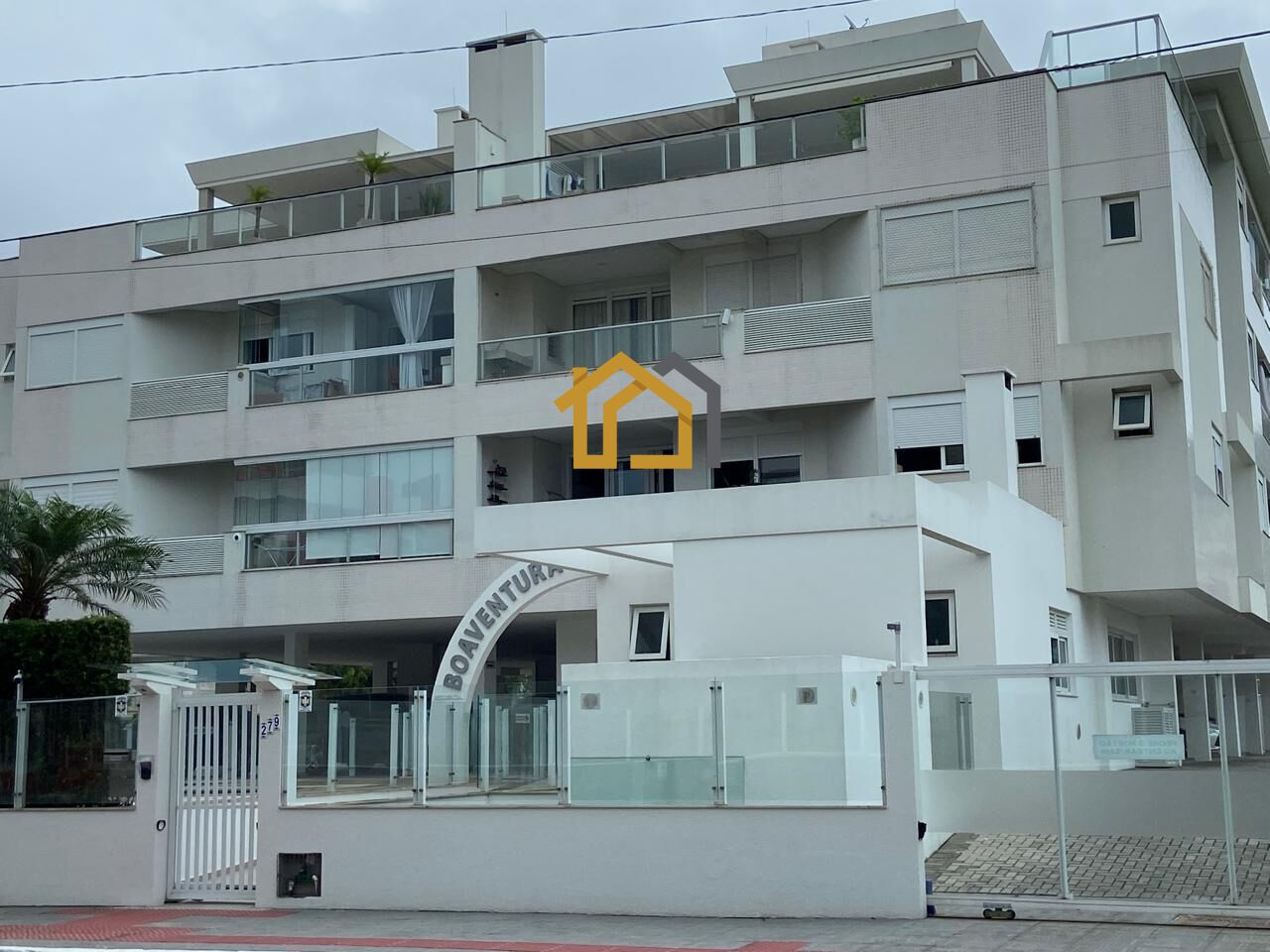Cobertura à venda com 3 quartos, 235m² - Foto 1