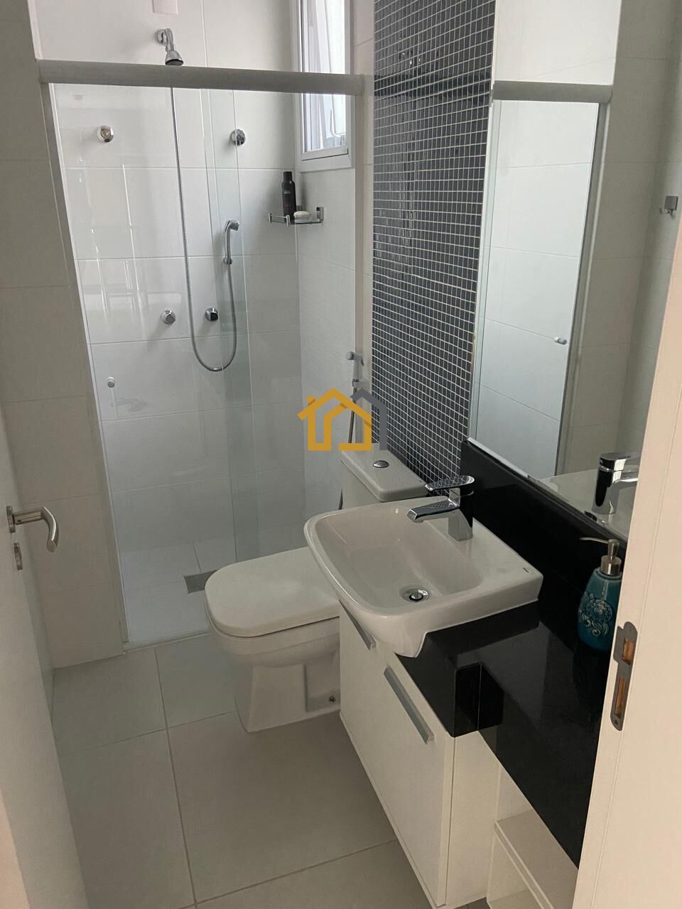Cobertura à venda com 3 quartos, 235m² - Foto 11