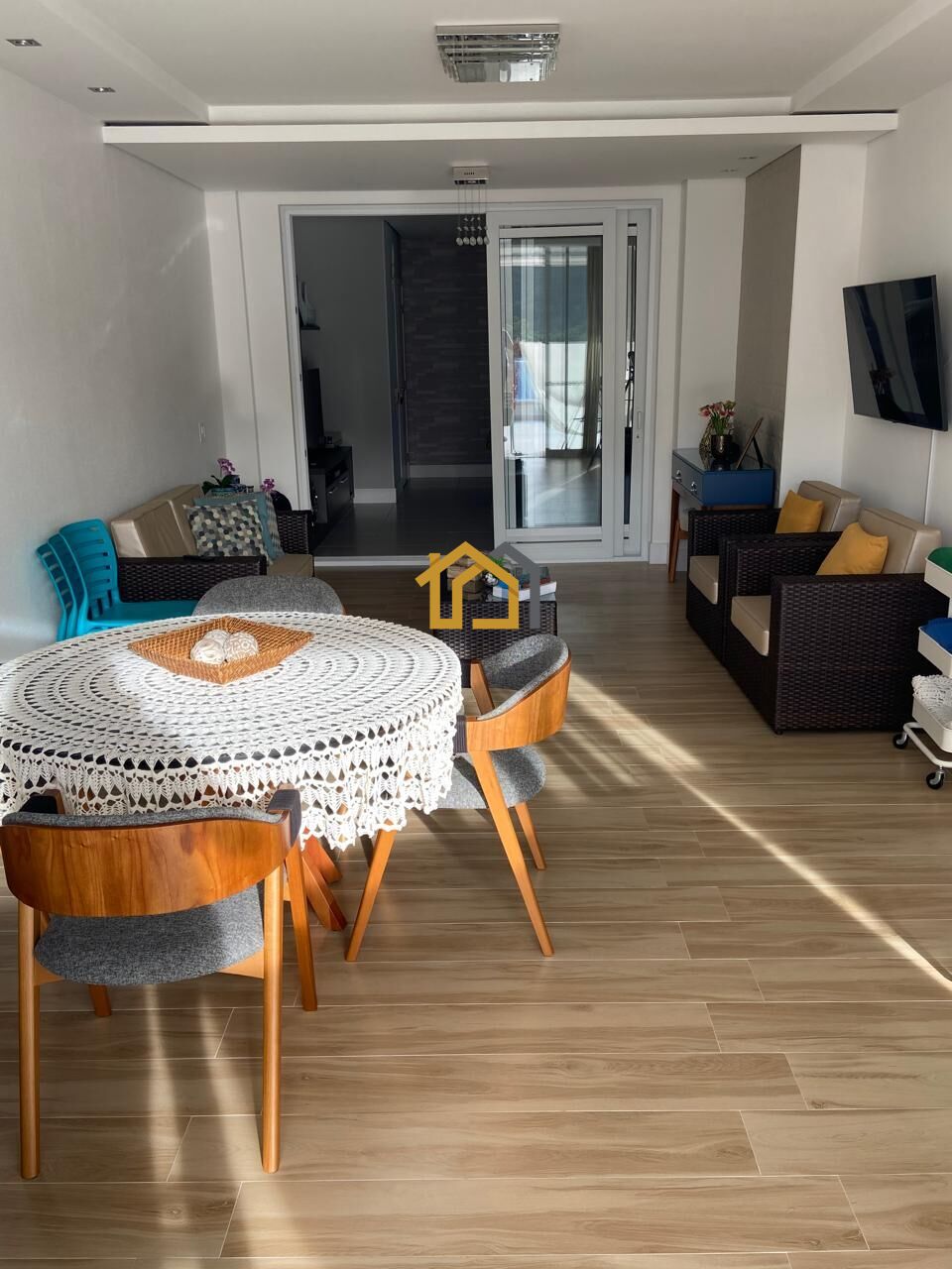 Cobertura à venda com 3 quartos, 235m² - Foto 7