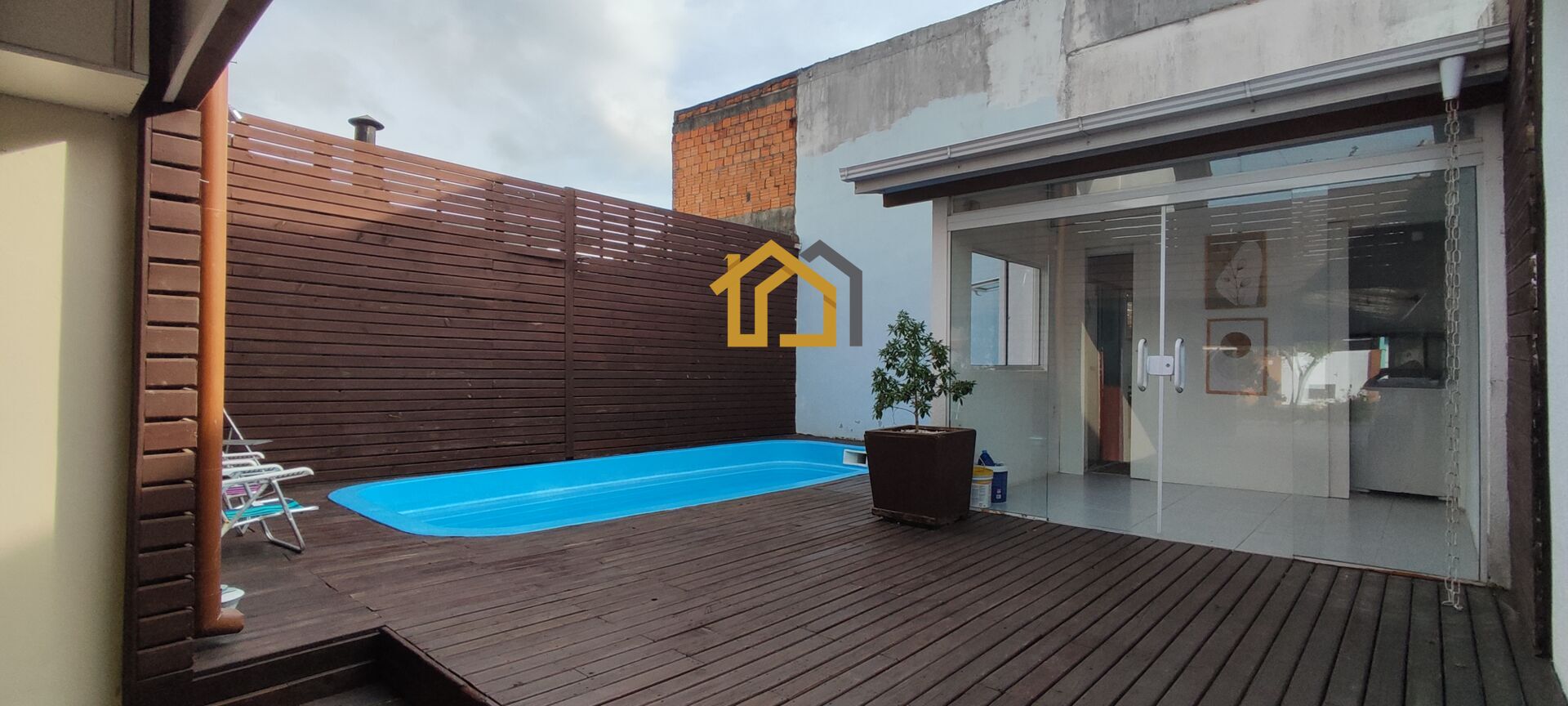 Casa à venda com 2 quartos, 140m² - Foto 16