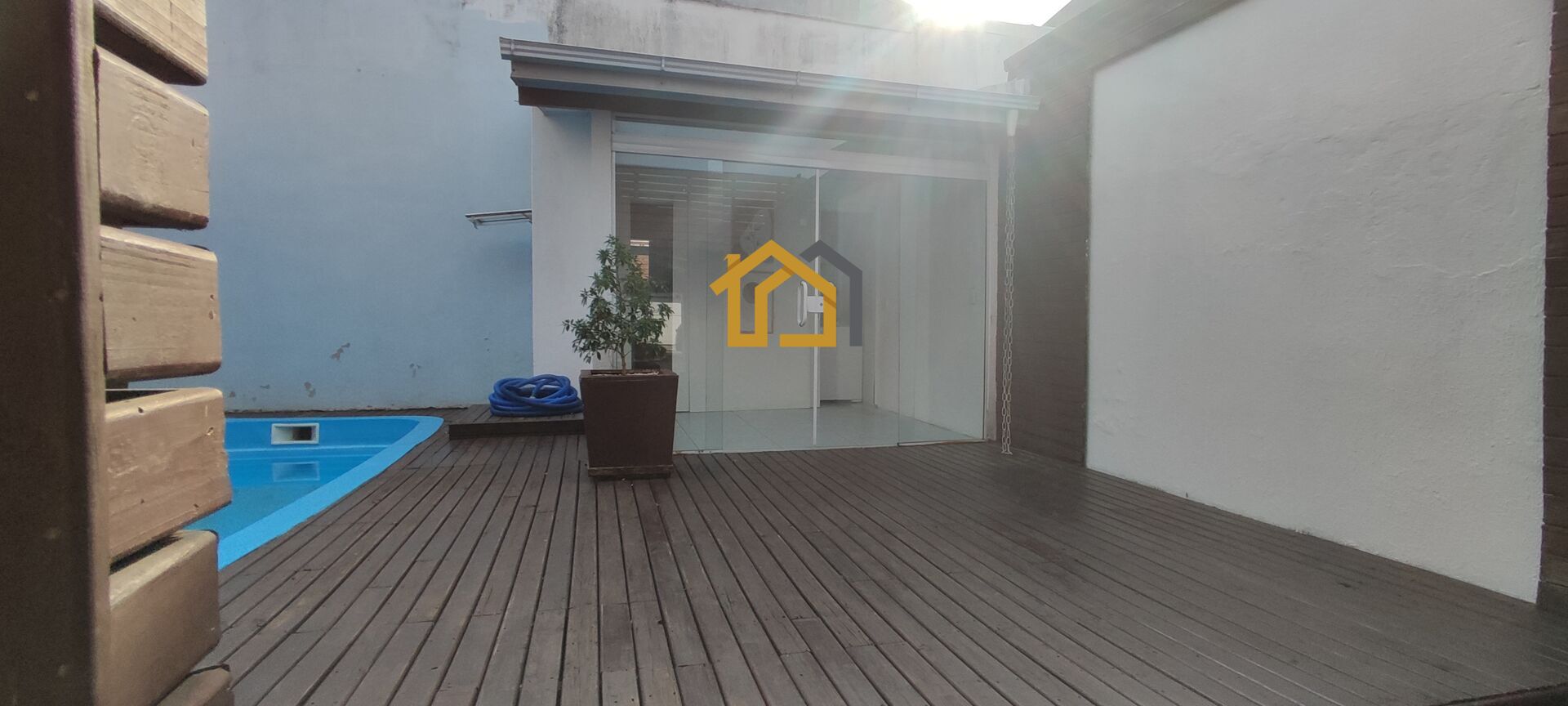 Casa à venda com 2 quartos, 140m² - Foto 19