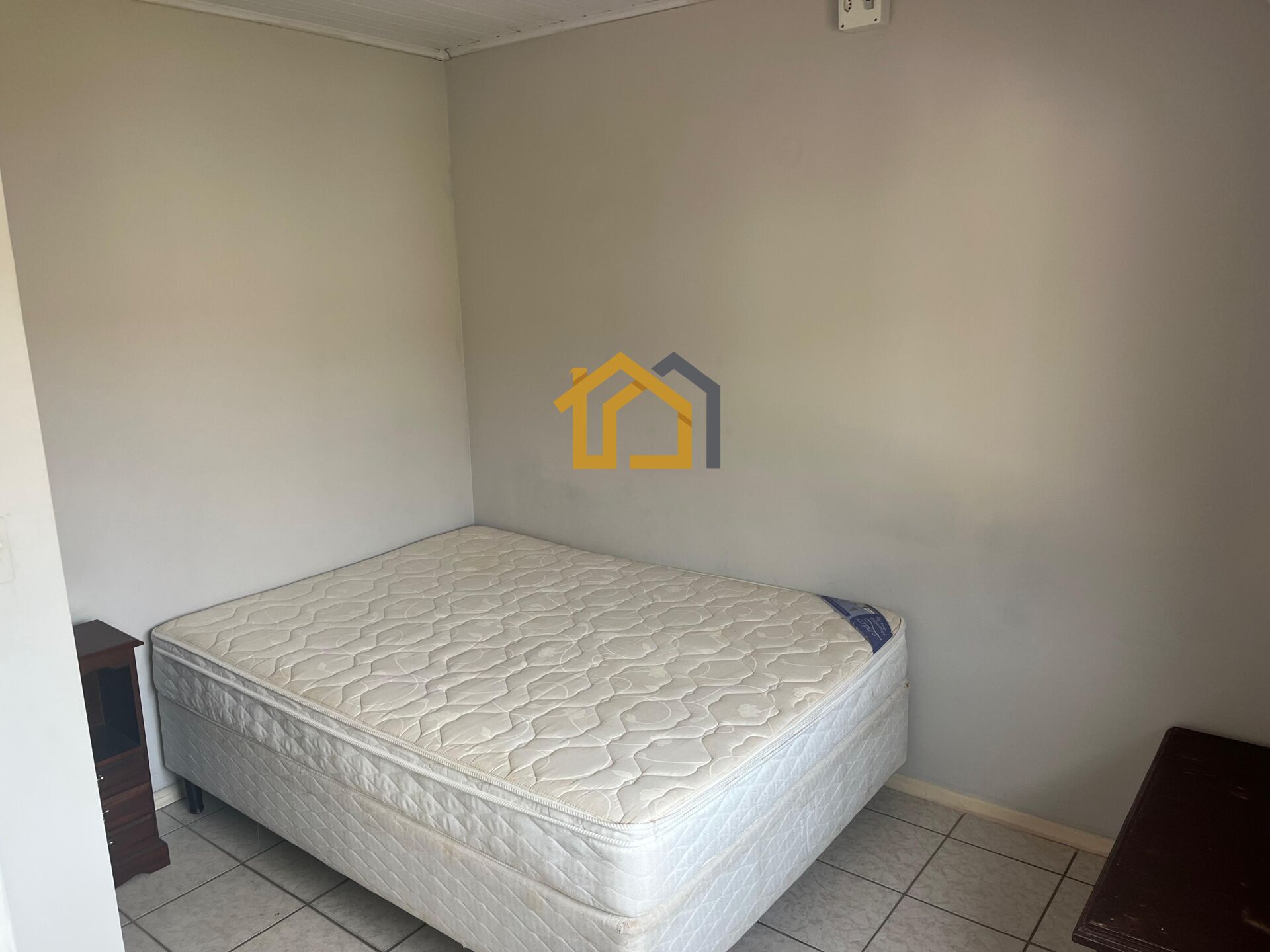 Casa à venda com 2 quartos, 140m² - Foto 7