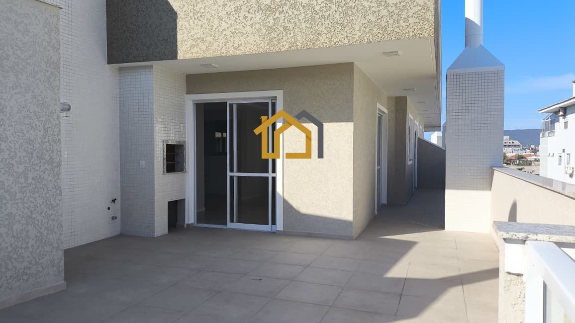 Cobertura à venda com 2 quartos, 61m² - Foto 2