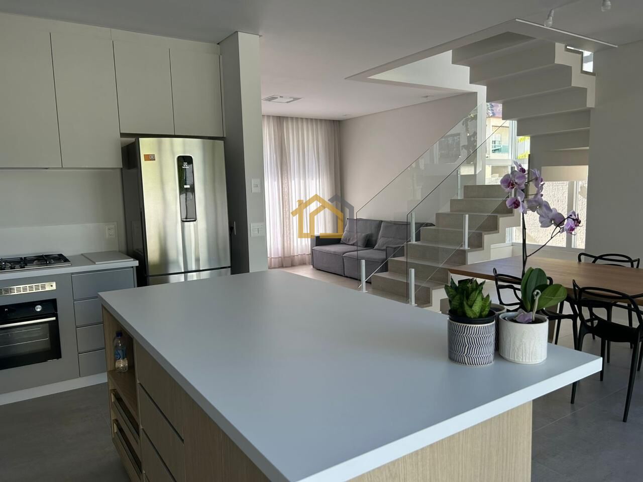 Casa, 3 quartos, 226 m² - Foto 4