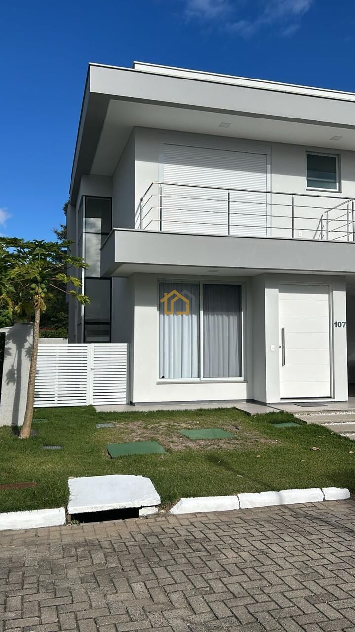 Casa, 3 quartos, 226 m² - Foto 2