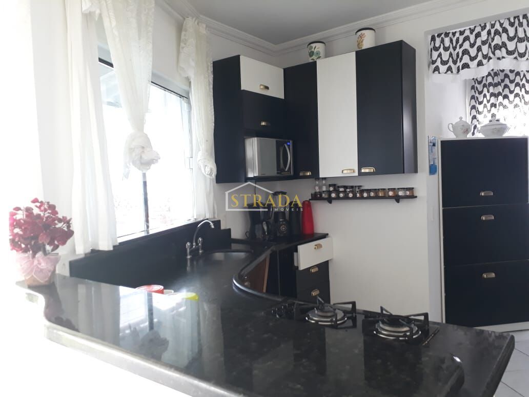 Casa, 3 quartos, 200 m² - Foto 9