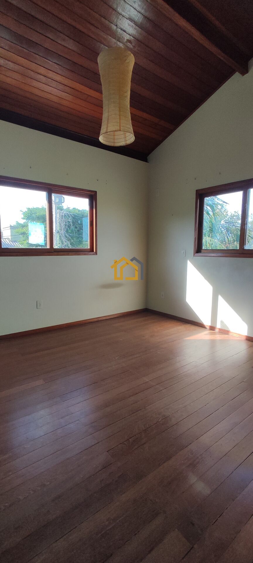Casa à venda com 4 quartos, 200m² - Foto 22