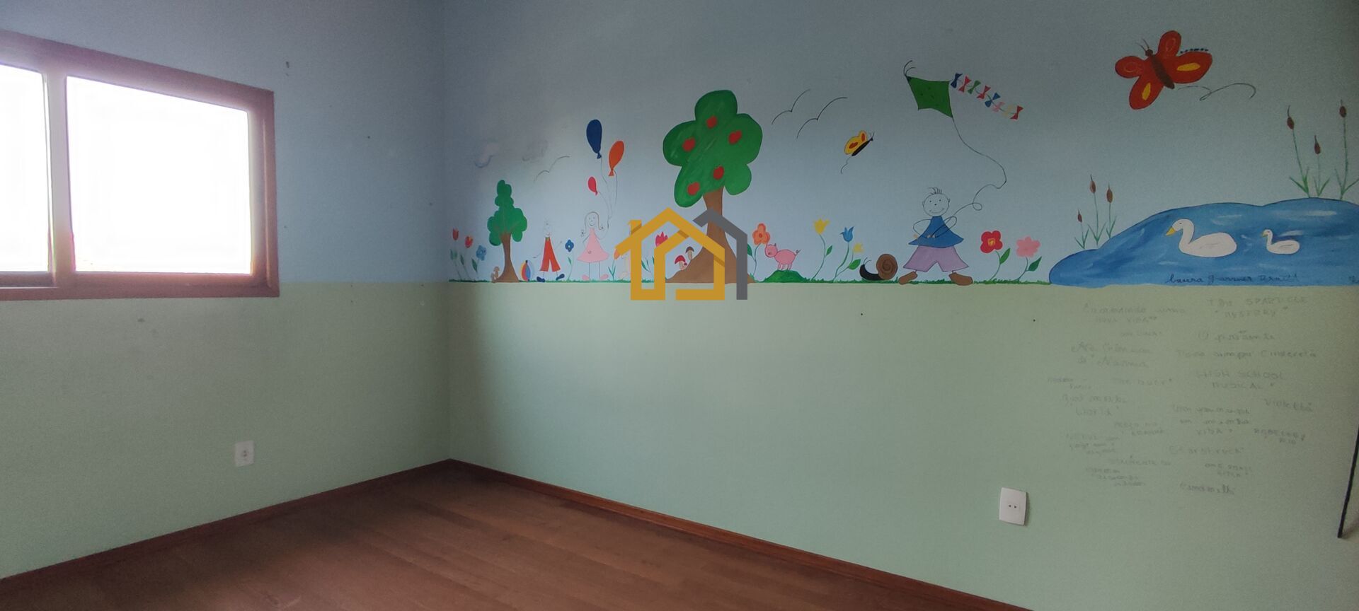 Casa à venda com 4 quartos, 200m² - Foto 31
