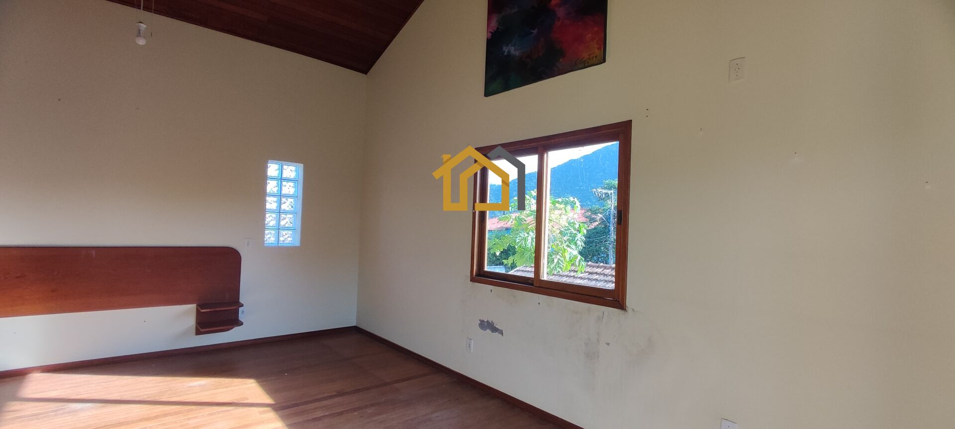 Casa à venda com 4 quartos, 200m² - Foto 26