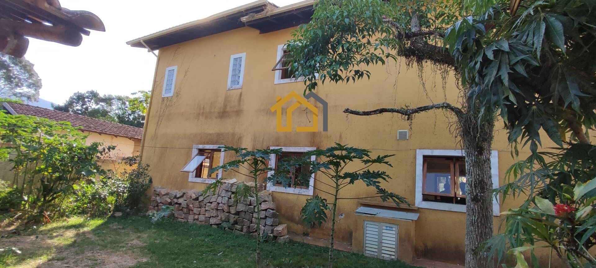 Casa à venda com 4 quartos, 200m² - Foto 42