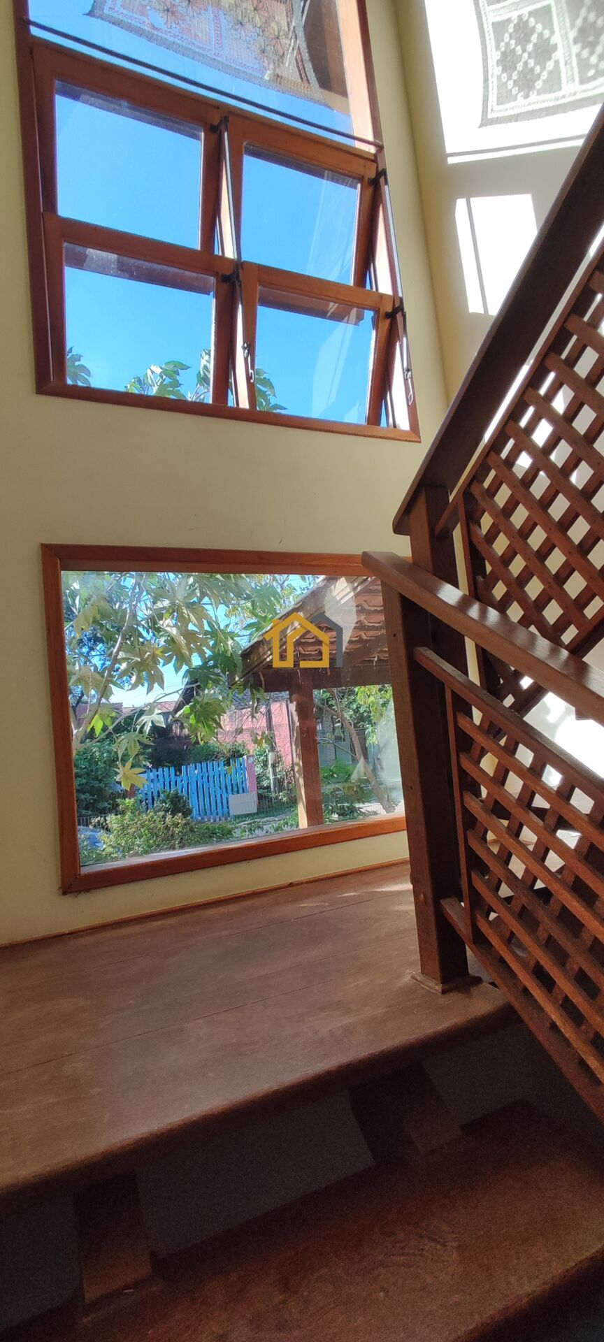 Casa à venda com 4 quartos, 200m² - Foto 16