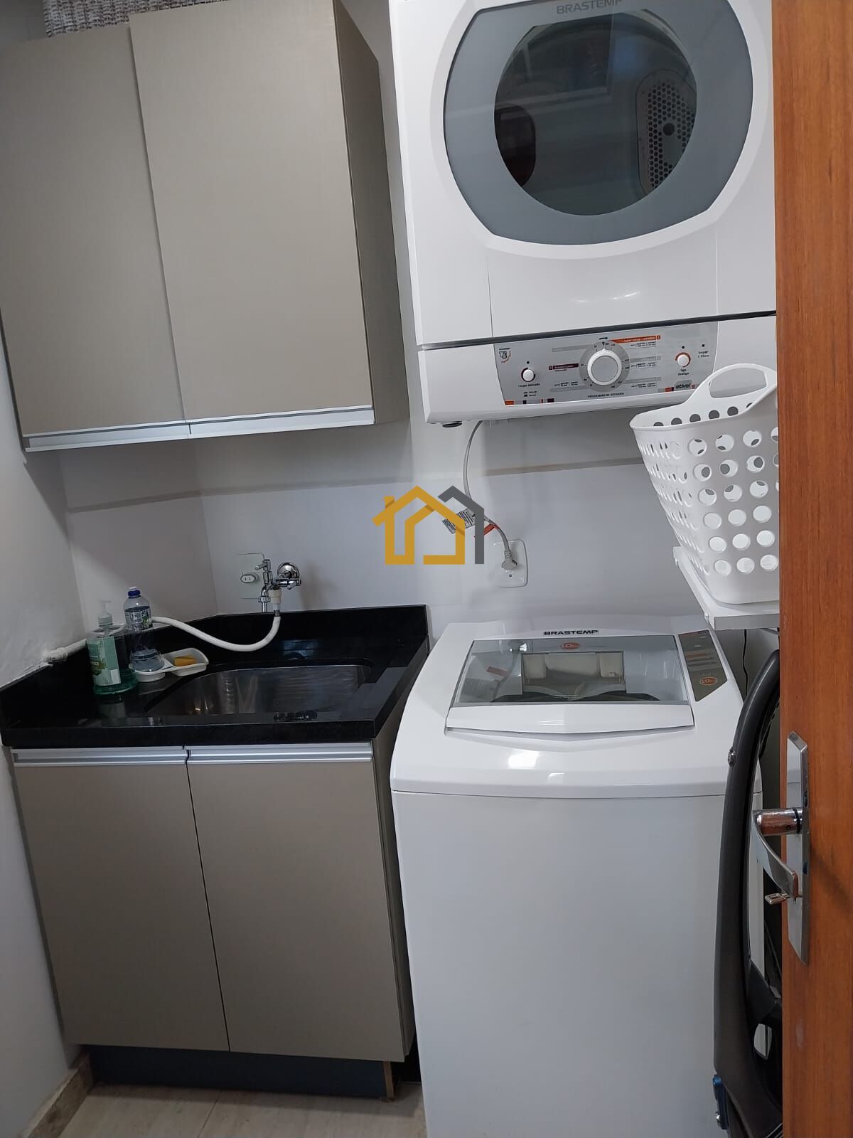 Casa à venda com 4 quartos, 174m² - Foto 7