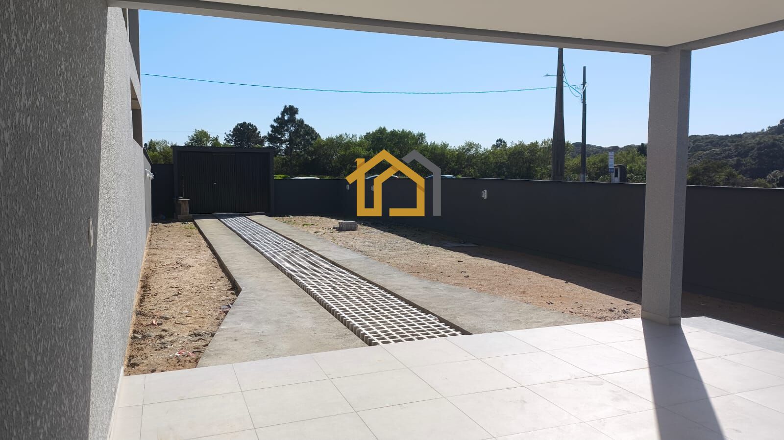 Casa à venda com 3 quartos, 157m² - Foto 3