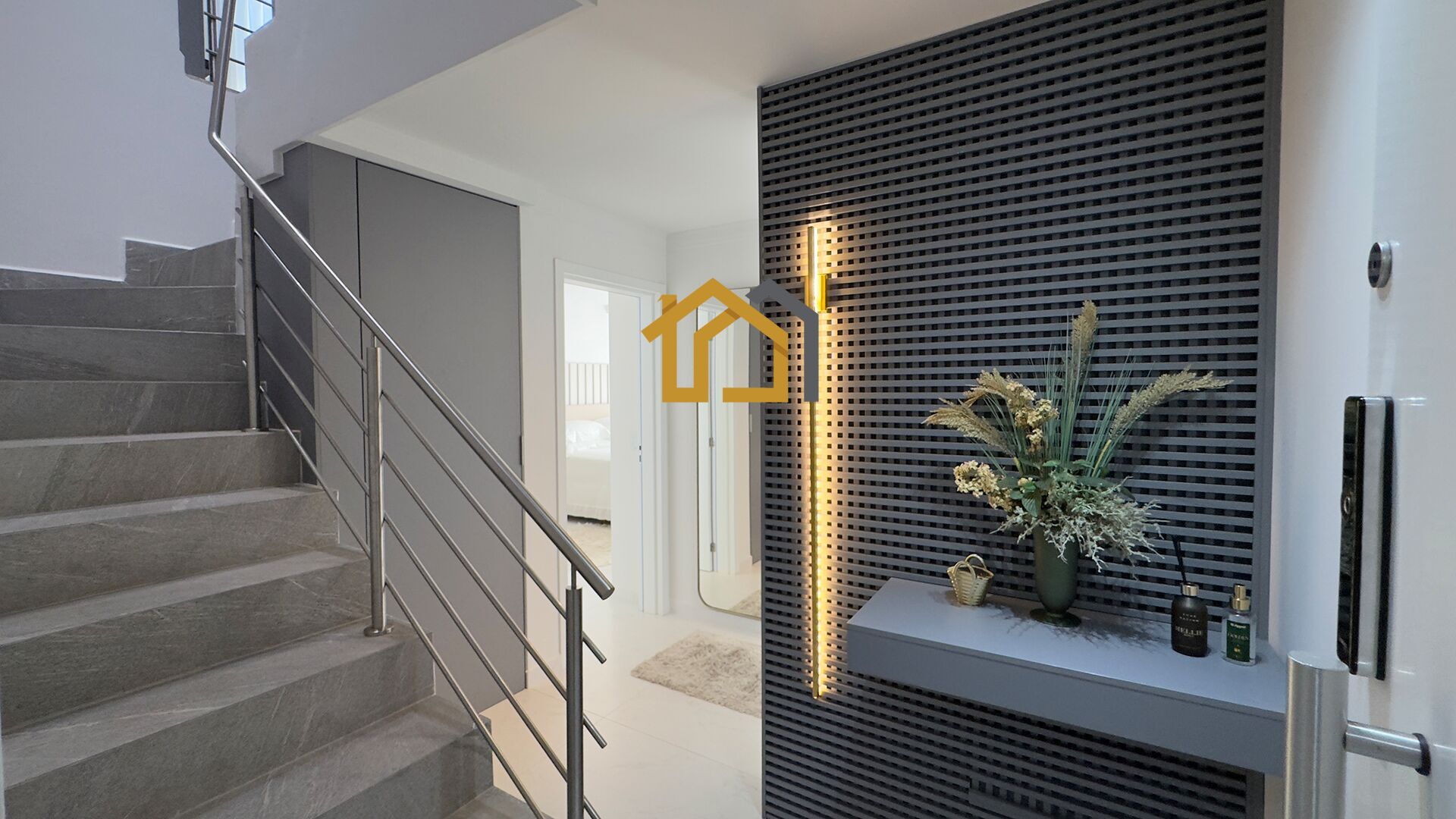 Cobertura à venda com 3 quartos, 161m² - Foto 2