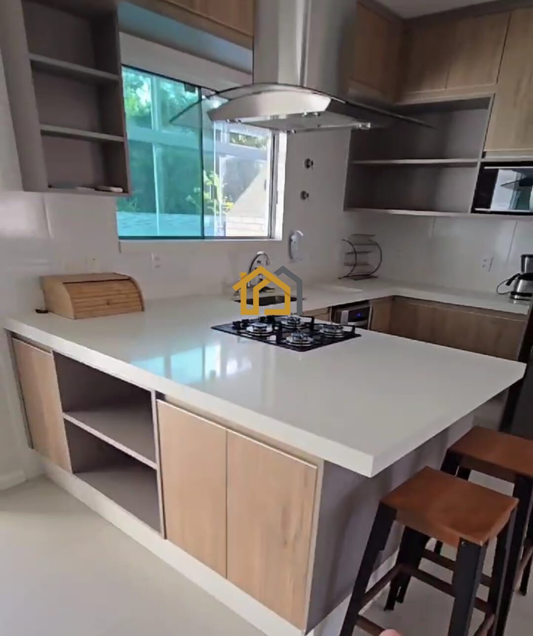 Casa à venda com 4 quartos, 224m² - Foto 5