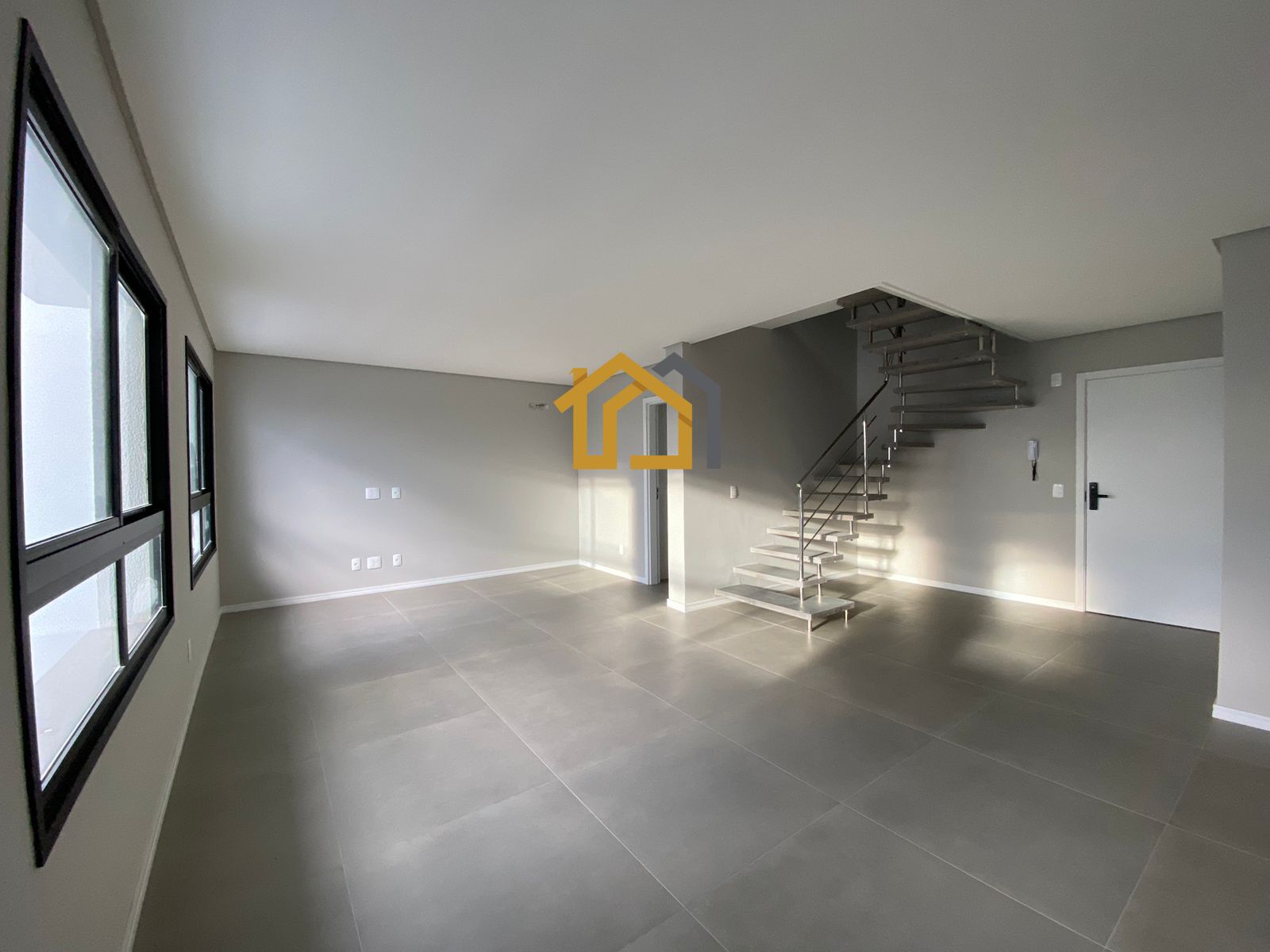 Apartamento à venda com 2 quartos, 92m² - Foto 3