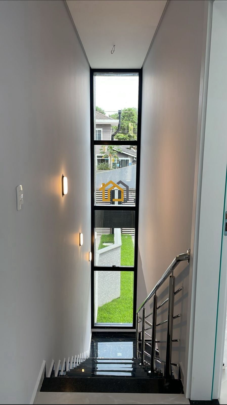 Casa à venda com 3 quartos, 171m² - Foto 8