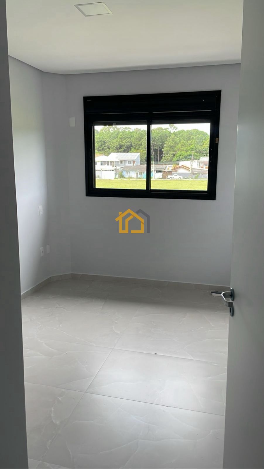 Casa à venda com 3 quartos, 171m² - Foto 14