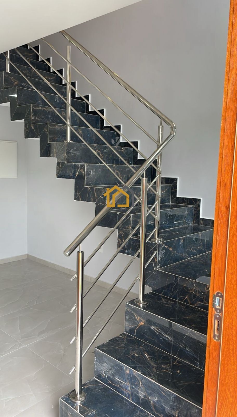 Casa à venda com 3 quartos, 171m² - Foto 7