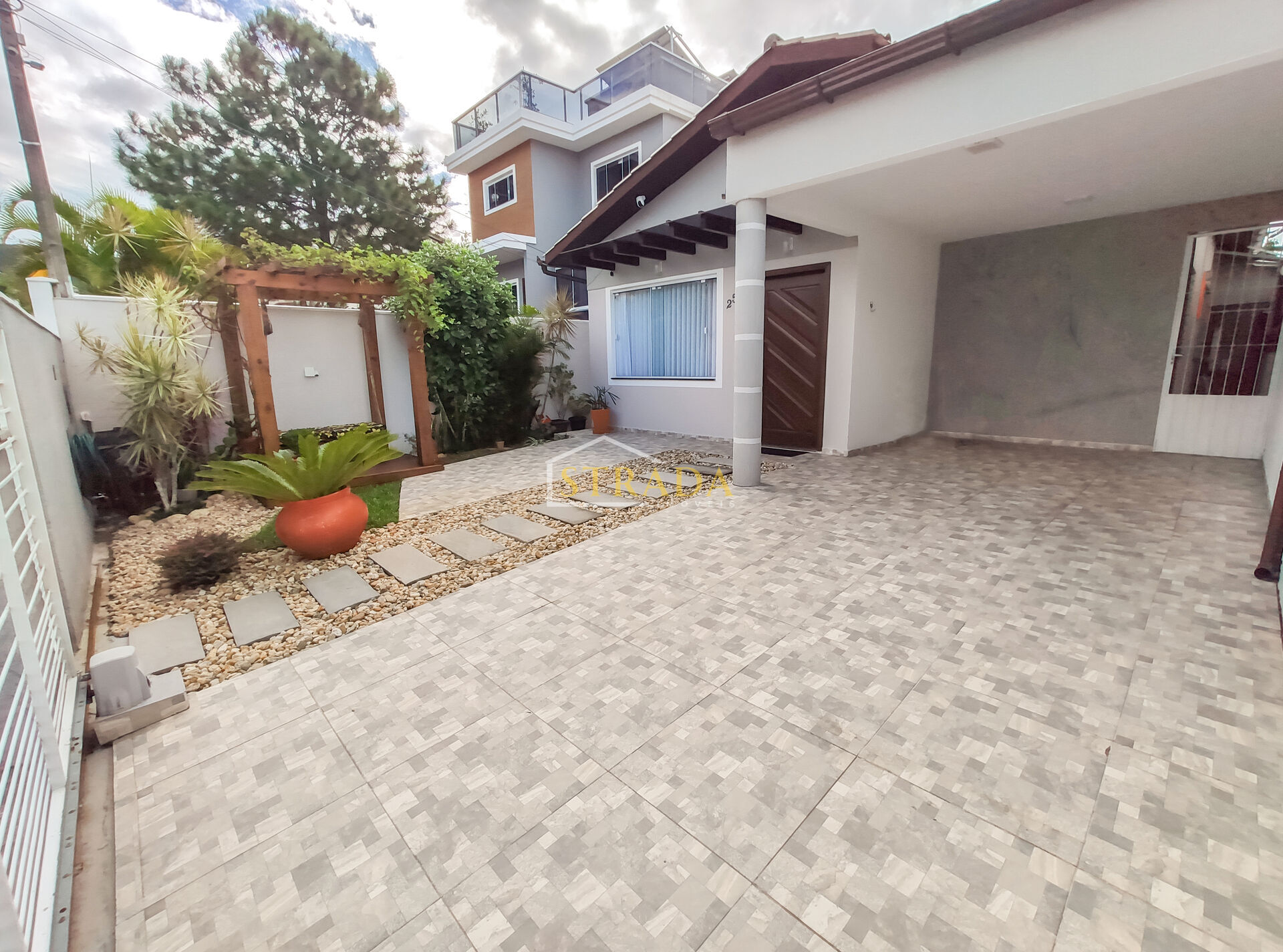 Casa, 3 quartos, 225 m² - Foto 2