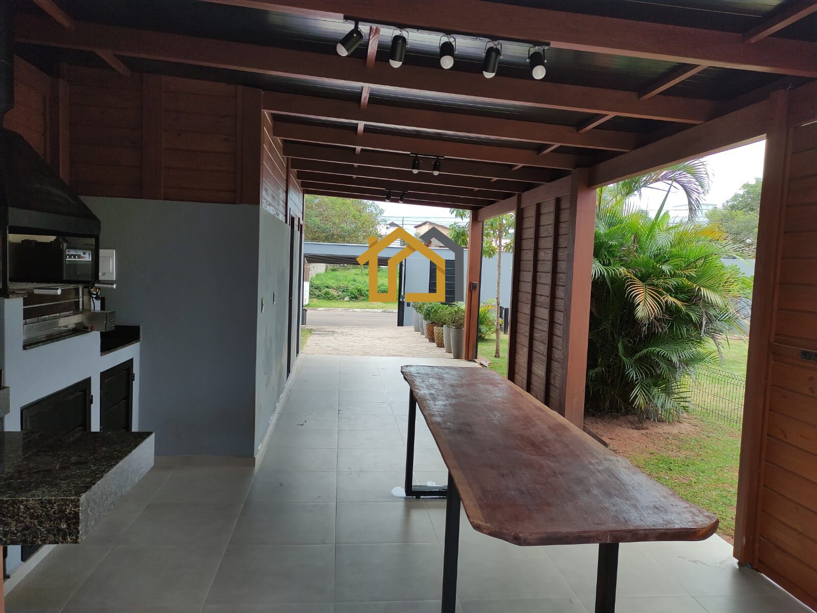 Casa à venda com 2 quartos, 105m² - Foto 7