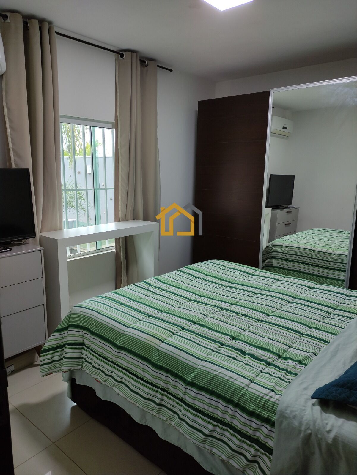 Casa à venda com 2 quartos, 105m² - Foto 14