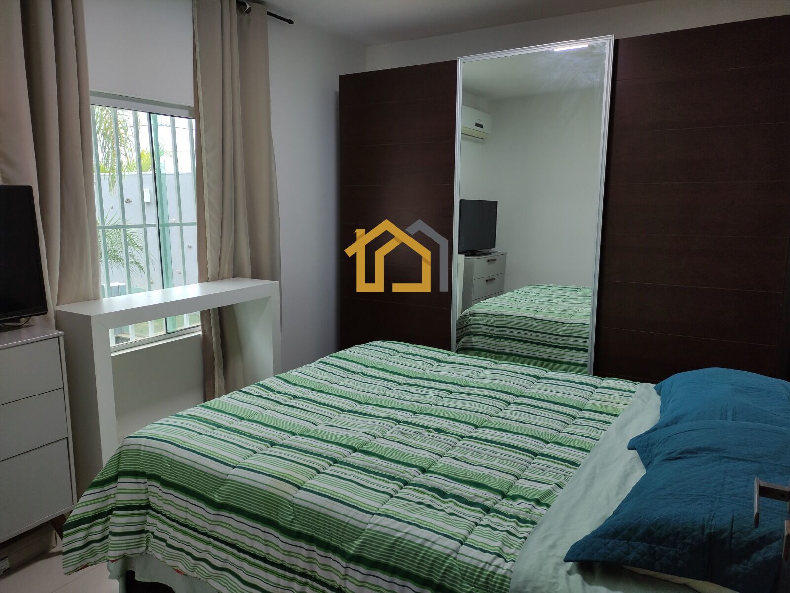 Casa à venda com 2 quartos, 105m² - Foto 15