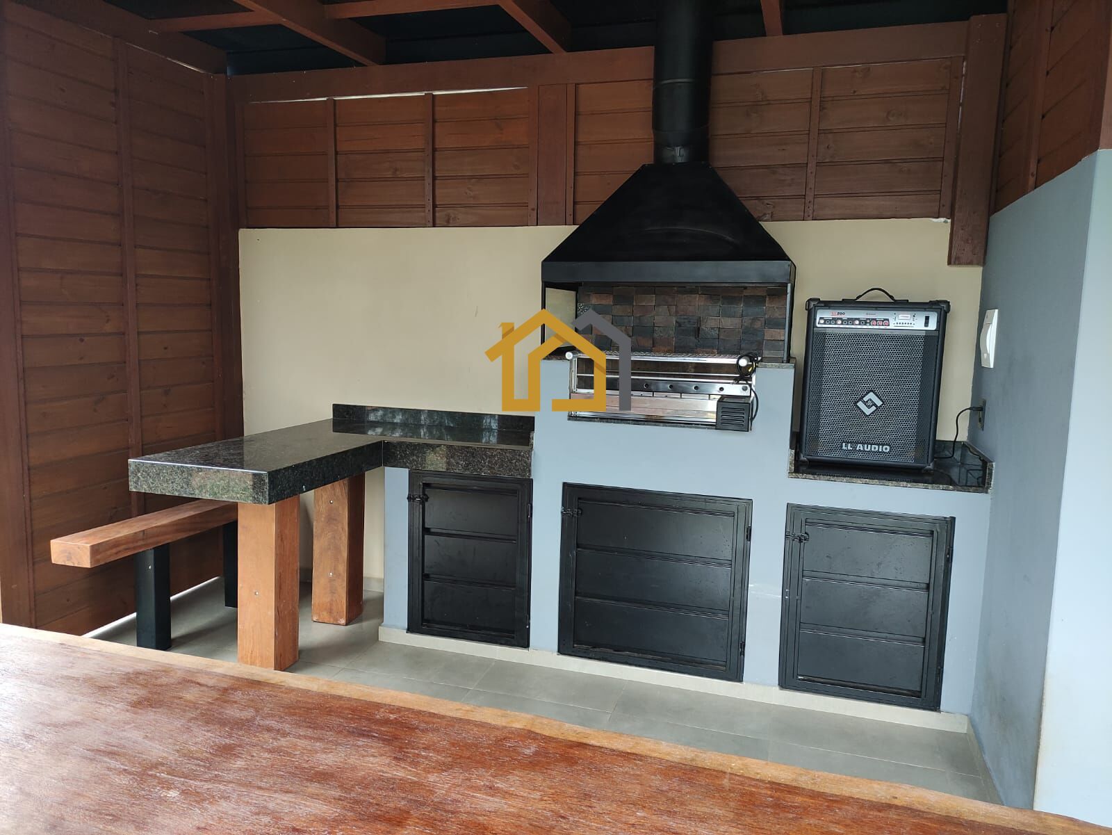 Casa à venda com 2 quartos, 105m² - Foto 8